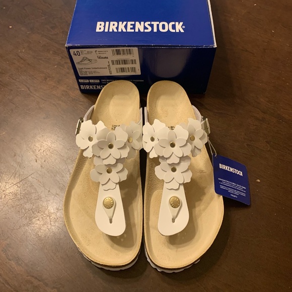Birkenstock White Leather Gizeh Flower Embellishment Sandals, Size EU 40 Regular - Picture 1 of 11